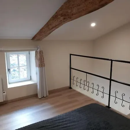 A 25 Minutes Du Puy Du Fou *